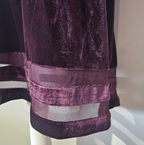 Jessica Howard Velvet Ilusion Trim Dress Plus Size 22W - Picture 6 of 11